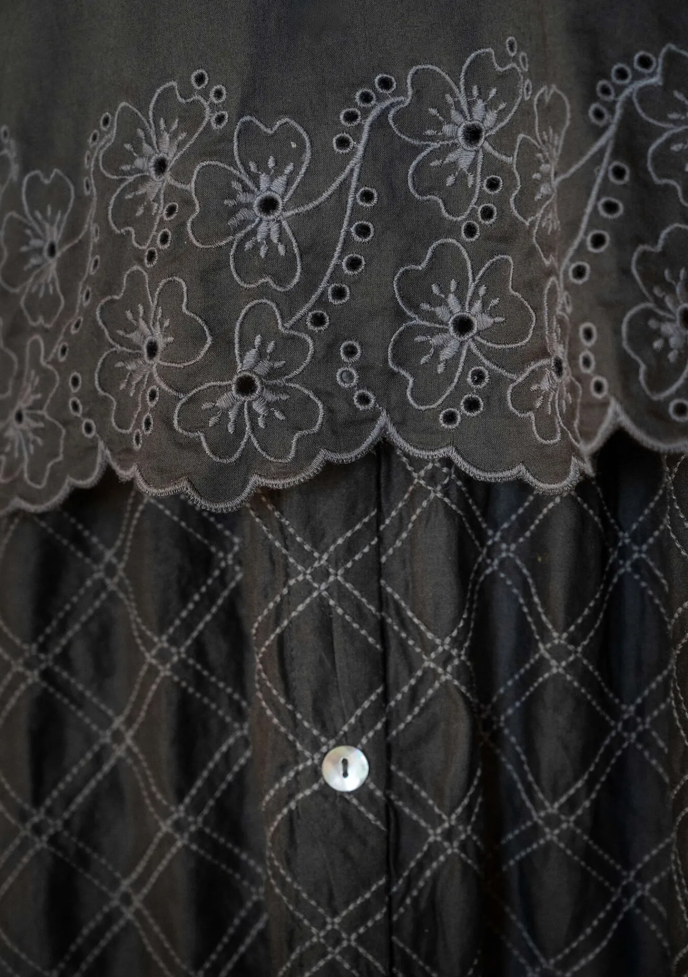 Gudrun Sjödén Blusen>Bluse „Birta“ aus Bio-Baumwolle Dunkelaschgrau