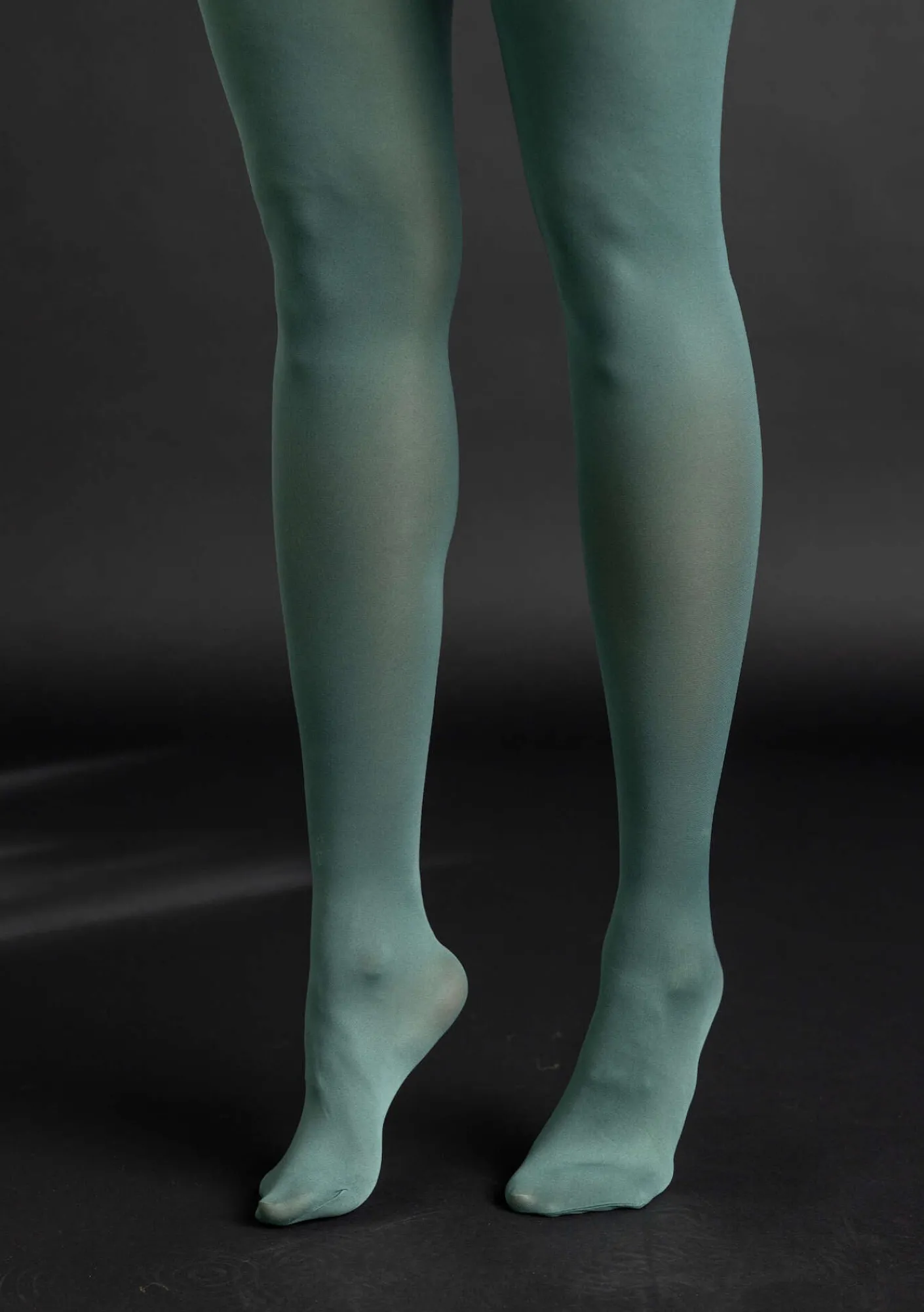 Gudrun Sjödén Accessoires>Einfarbige Strumpfhose aus Recycling-Polyamid Opalgrün