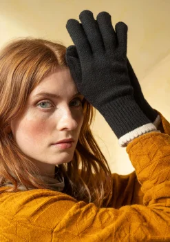 Gudrun Sjödén Accessoires>Fingerhandschuhe aus Lammwolle Schwarz