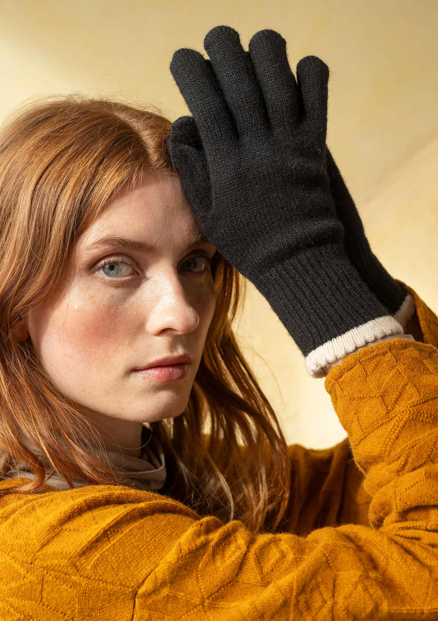 Gudrun Sjödén Accessoires>Fingerhandschuhe aus Lammwolle Schwarz