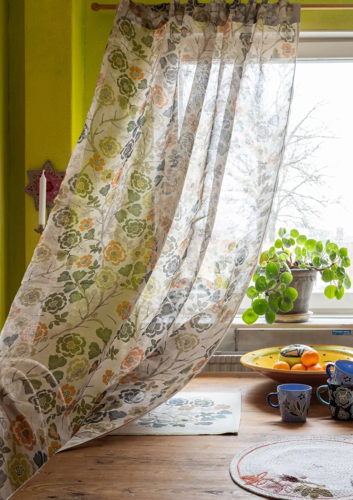 Gudrun Sjödén Gardinen|Heimtextilien>Gardine „Wild rose“ aus Leinen/Bio-Baumwolle Aschgrau