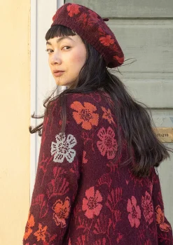 Gudrun Sjödén Accessoires>Gestrickte Baskenmütze „Gnistra“ aus Alpakawollgemisch/Bio- und Recycling-Baumwolle Aubergine