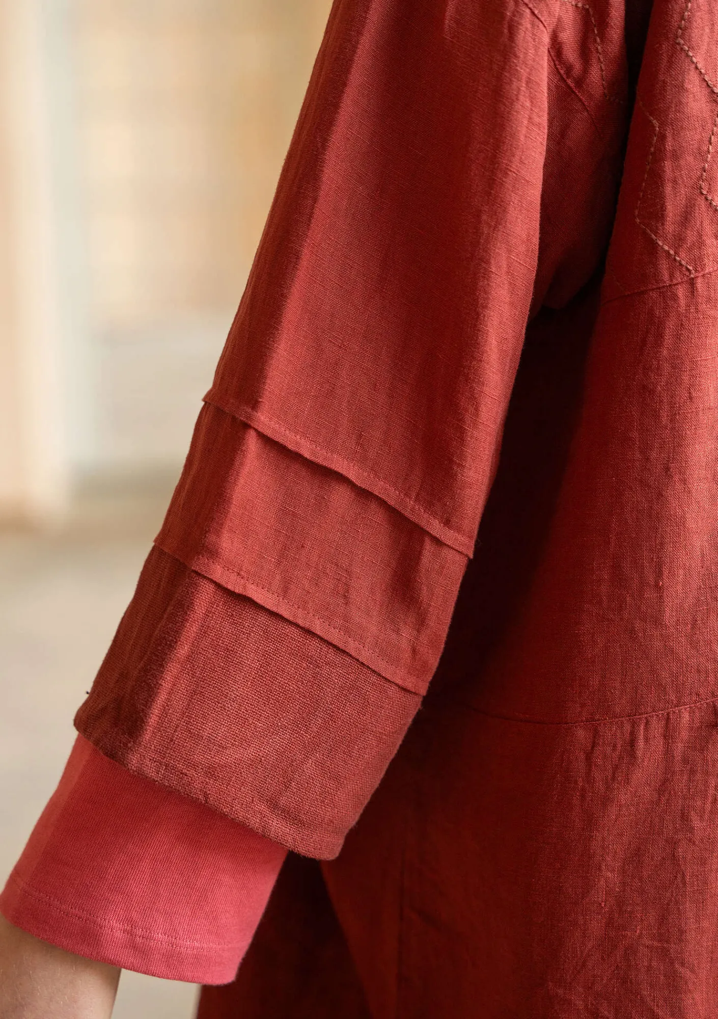 Gudrun Sjödén Jacken & Mäntel>Jacke „Andante“ aus Leinen Curryrot