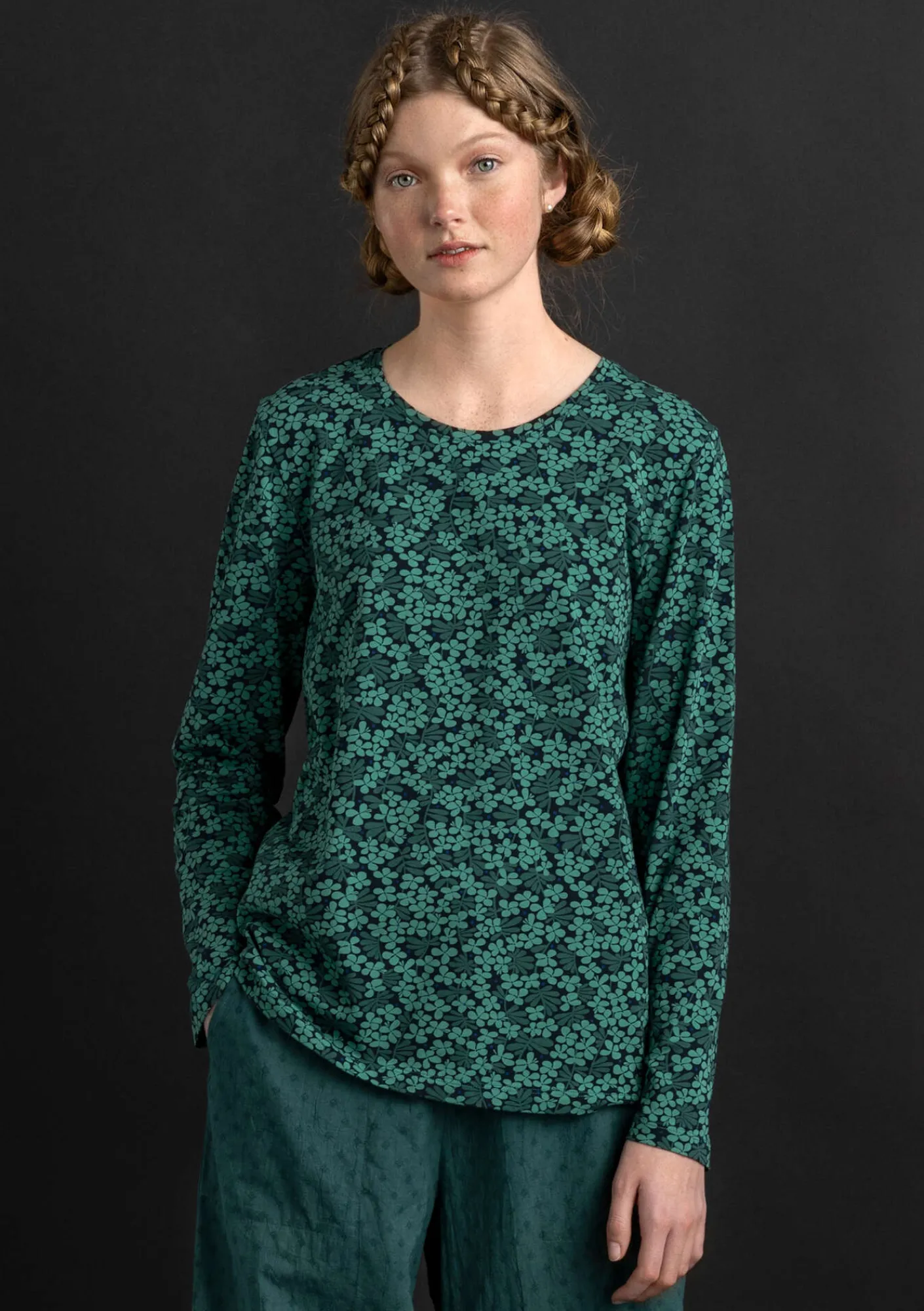 Gudrun Sjödén Pullover & Shirts>Jerseyshirt „Ylva“ aus Bio-Baumwolle/Elasthan Malachit-gemustert