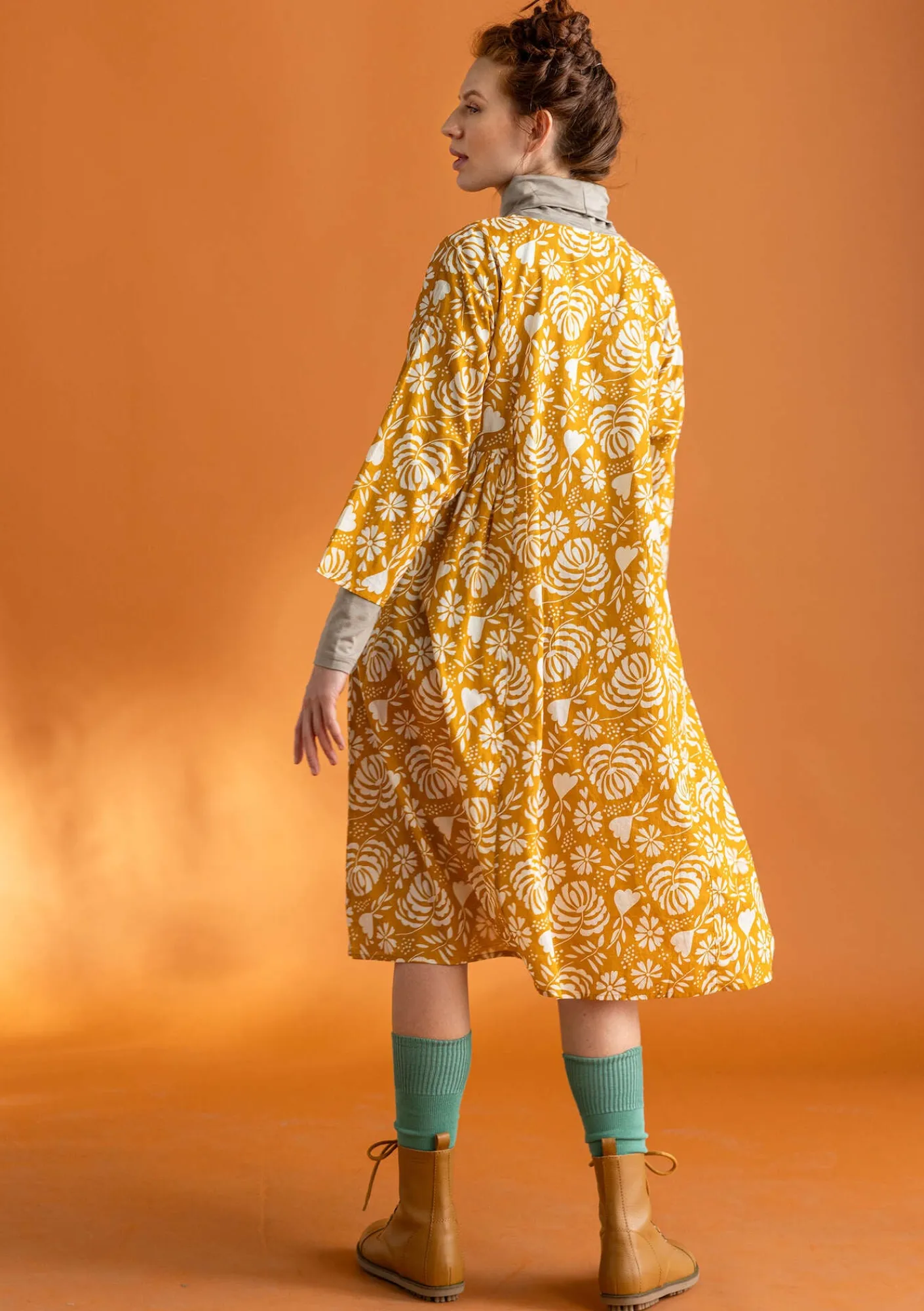 Gudrun Sjödén Kleider>Kleid „Hedda“ aus Bio-Baumwollgewebe Senf-gemustert