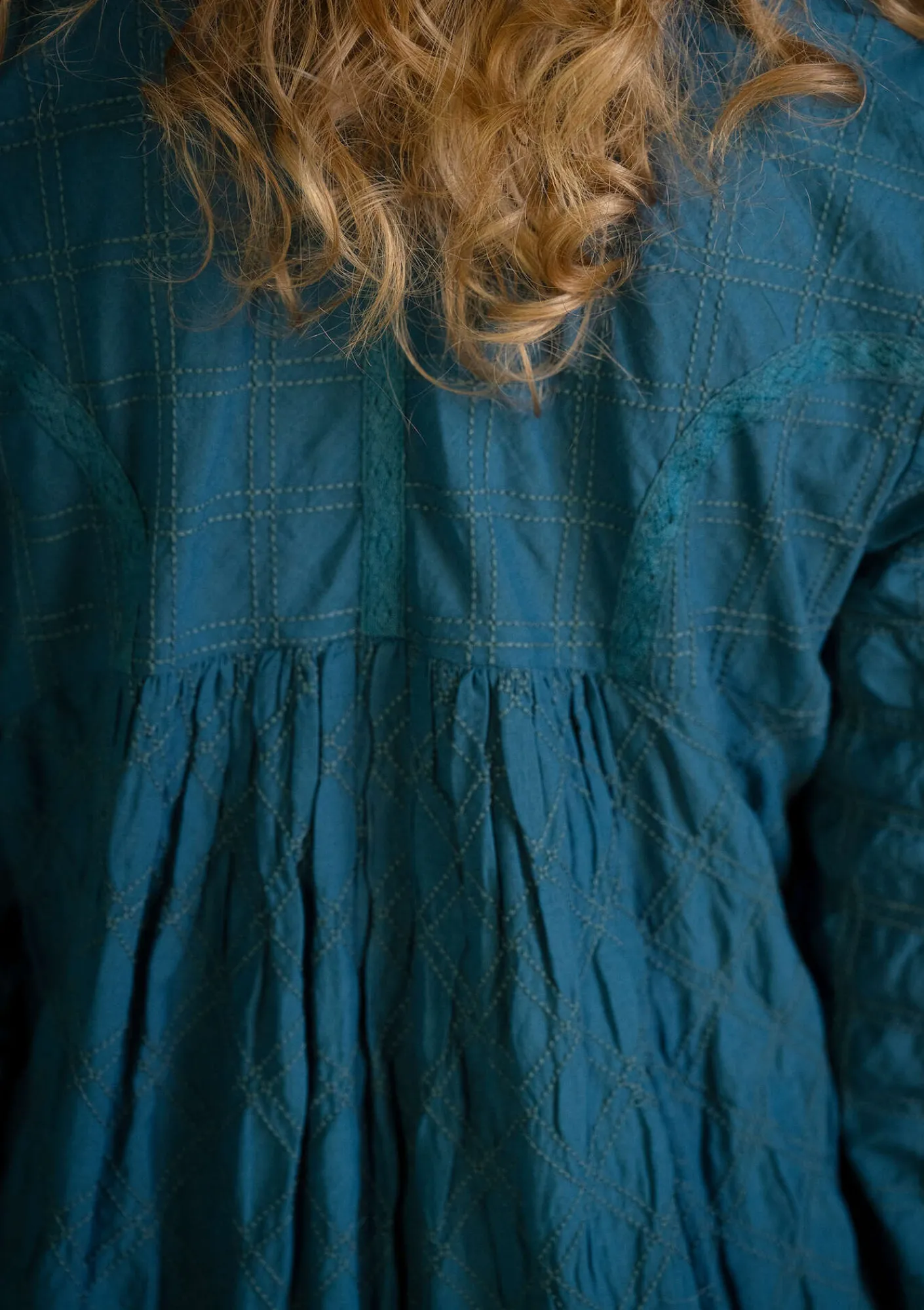 Gudrun Sjödén Kleider>Kleid „Helga“ aus Bio-Baumwollgewebe Dunkelpetrol