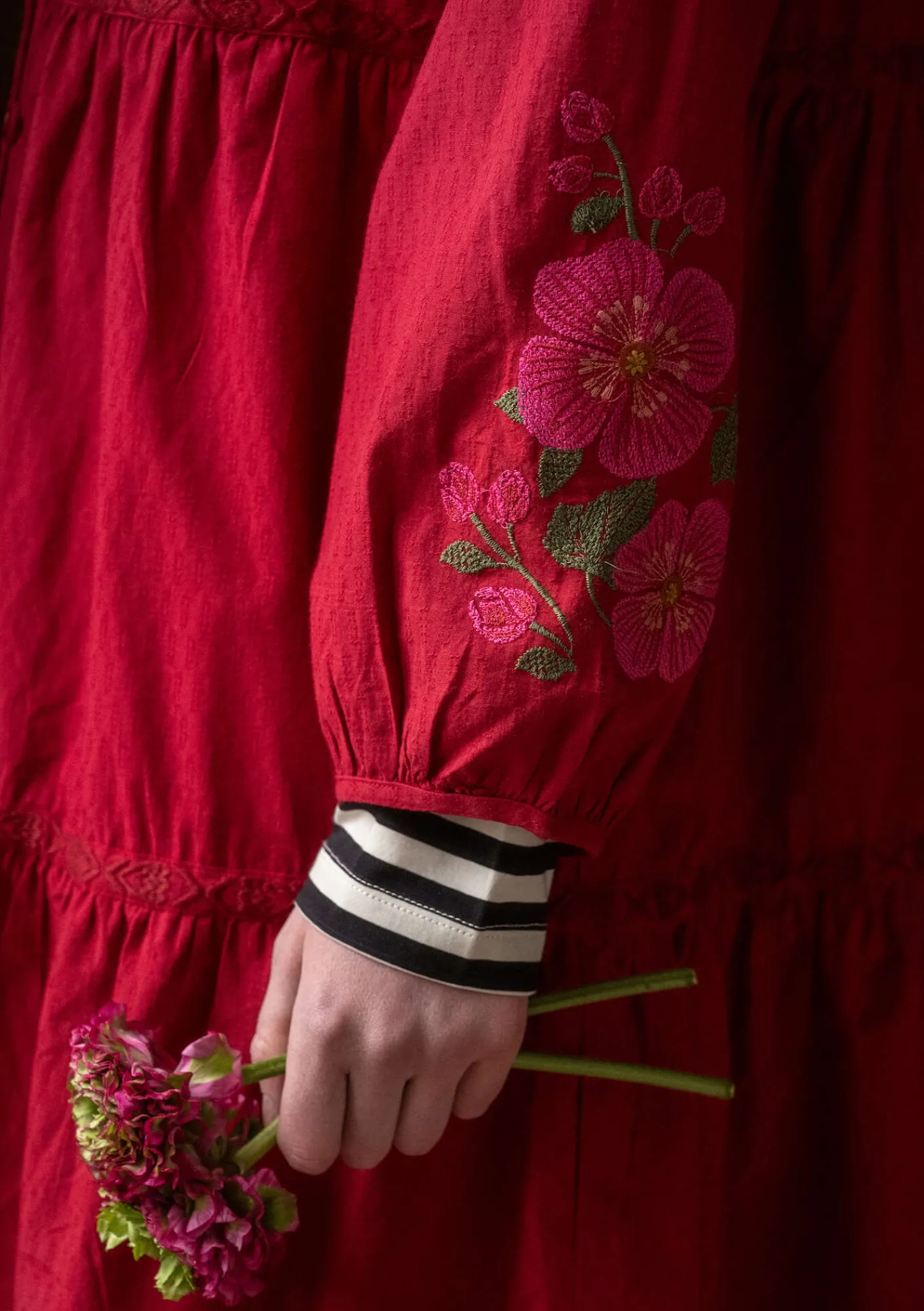 Gudrun Sjödén Kleider>Kleid „Åland“ aus Bio-Baumwollgewebe Moosbeere