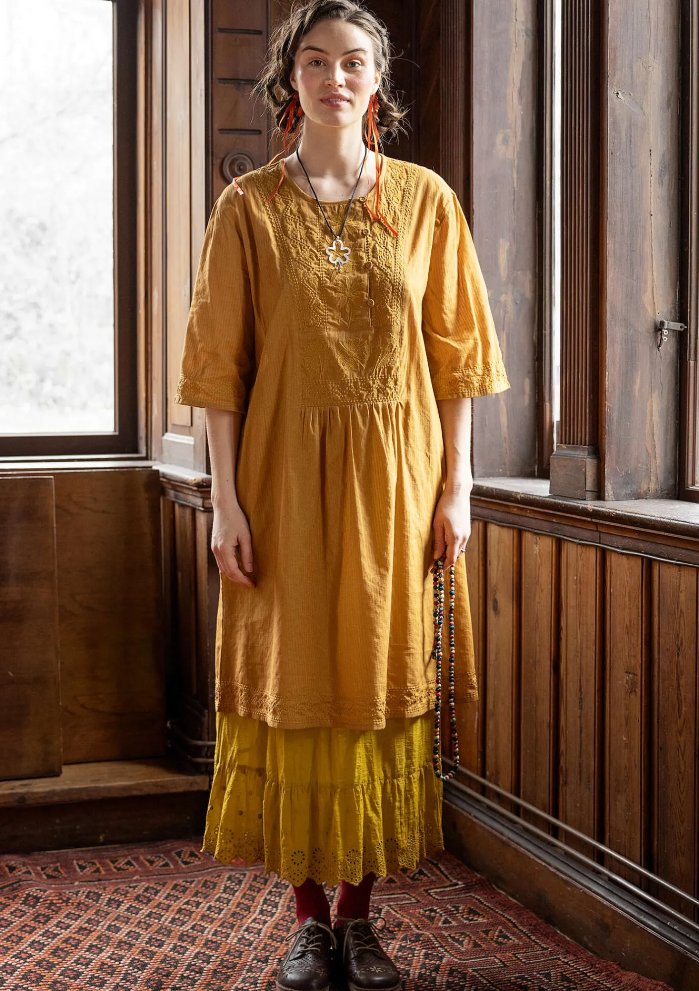 Gudrun Sjödén Kleider>Kleid „Wanja“ aus Bio-Baumwollgewebe Ocker