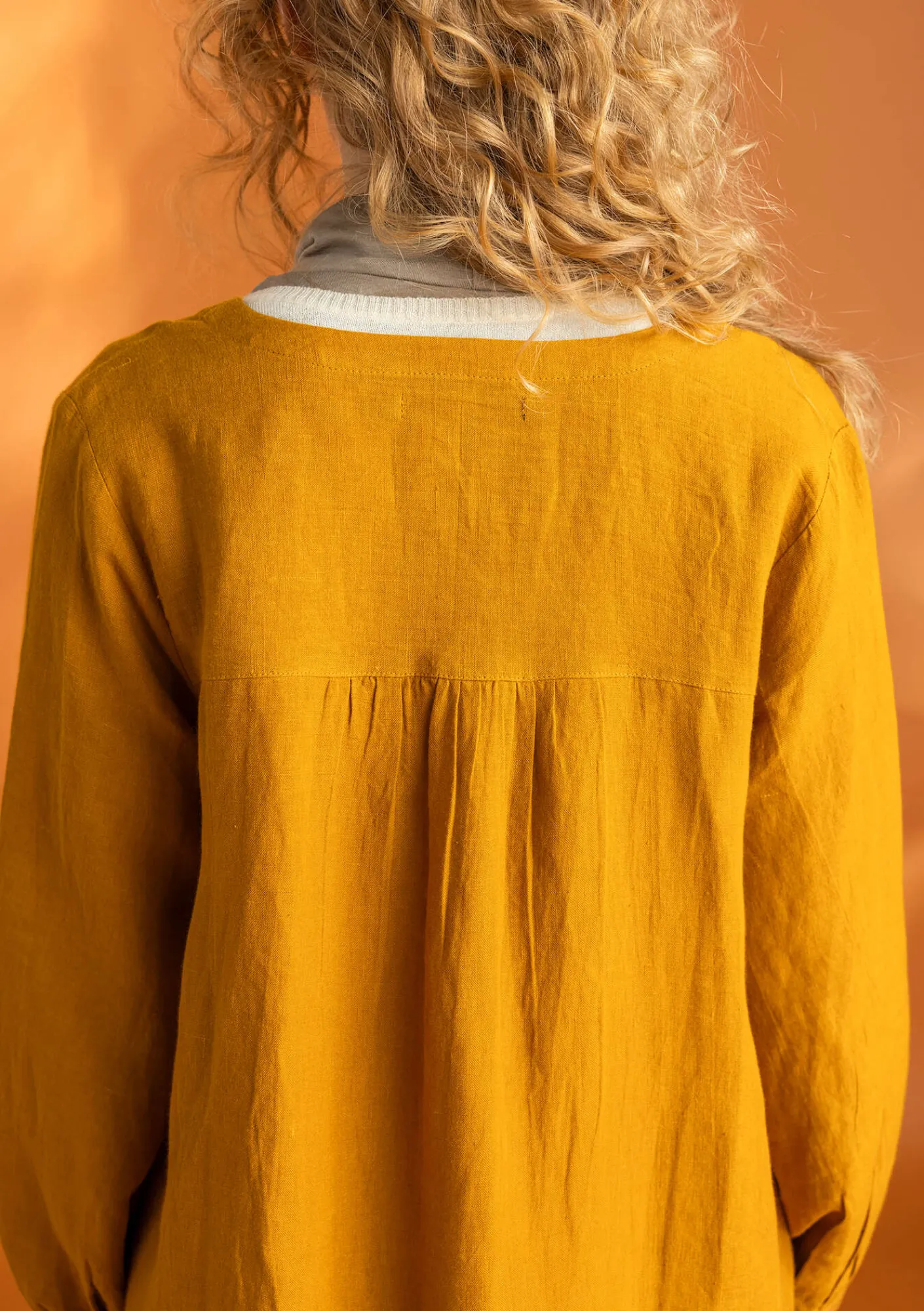 Gudrun Sjödén Blusen>Künstlerbluse „Asta“ aus Leinengewebe Senf