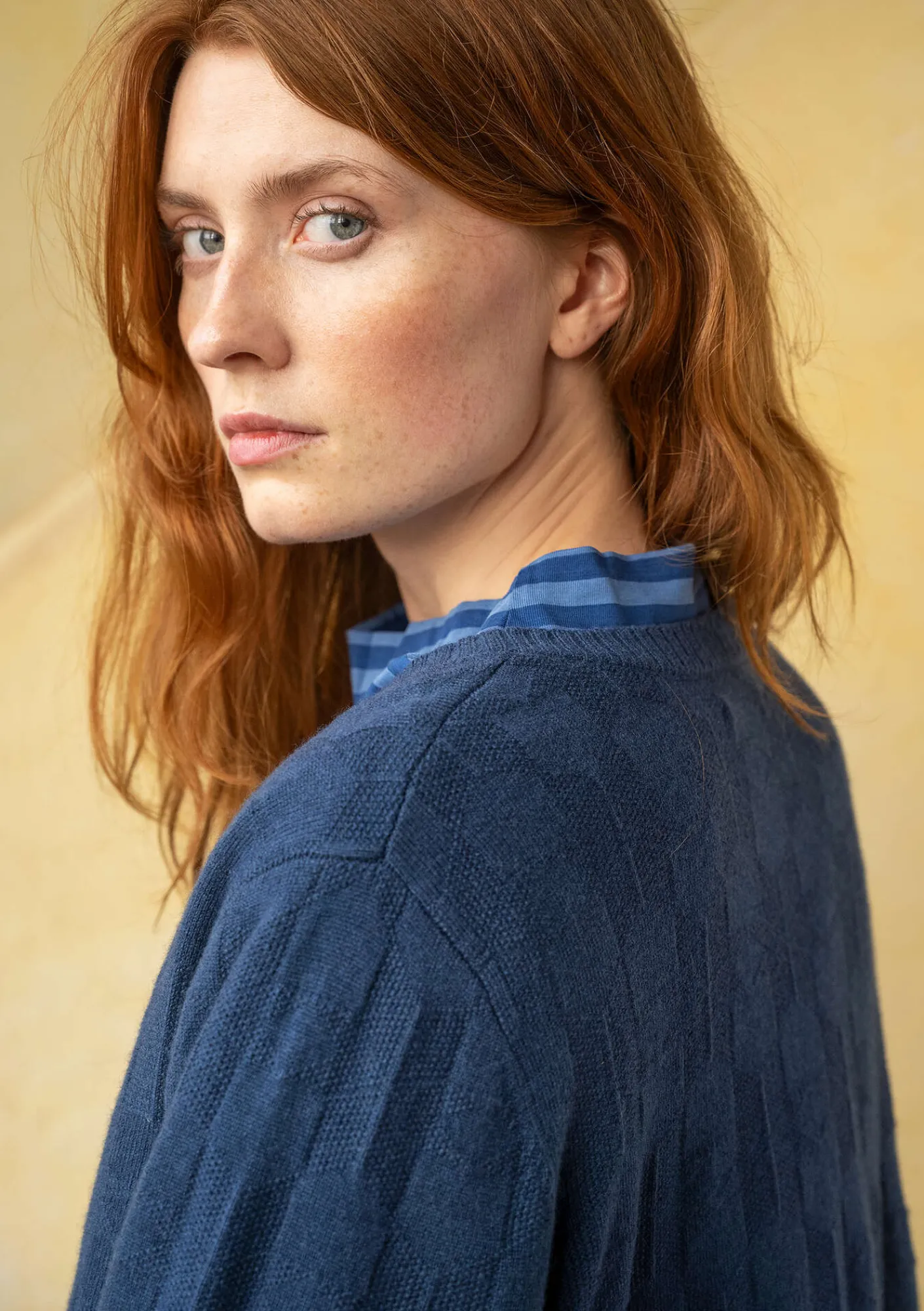 Gudrun Sjödén Strickjacken>Langstrickjacke „Capella“ aus Lammwolle Indigo