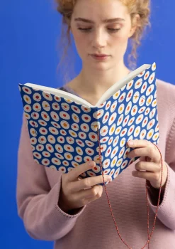 Gudrun Sjödén Bücher|Dekoration & Accessoires>Notizbuch „Runa“ aus Papier mit stoffbezogenem Einband Tiefblau