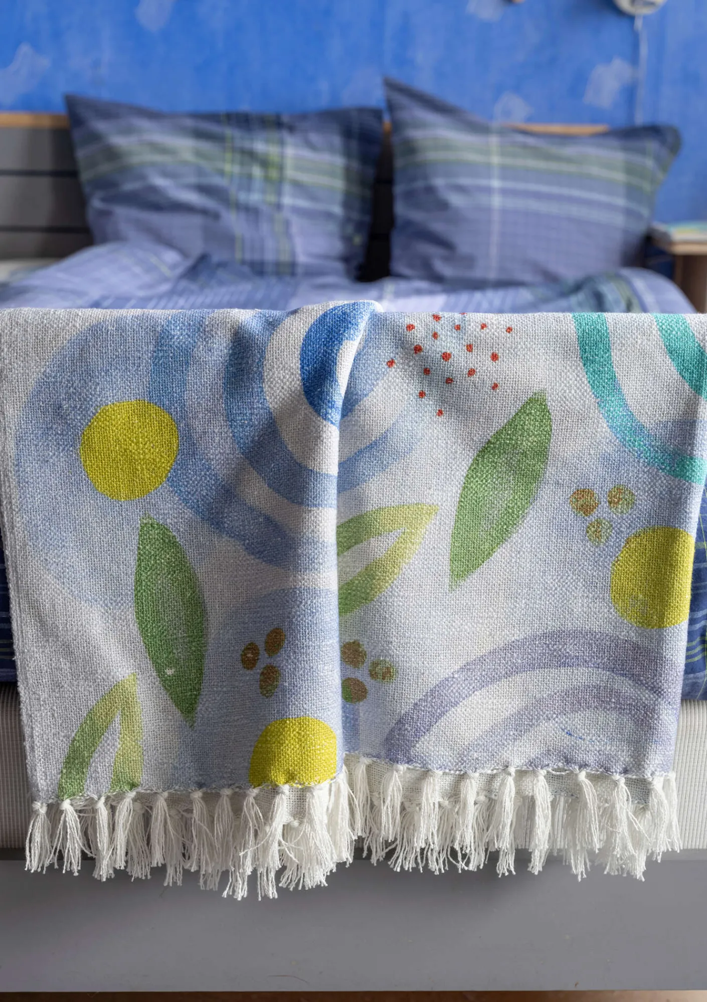 Gudrun Sjödén Schlafzimmer Deko|Heimtextilien>Plaid „Cumulus“ aus Bio-Baumwolle Vergissmeinnicht