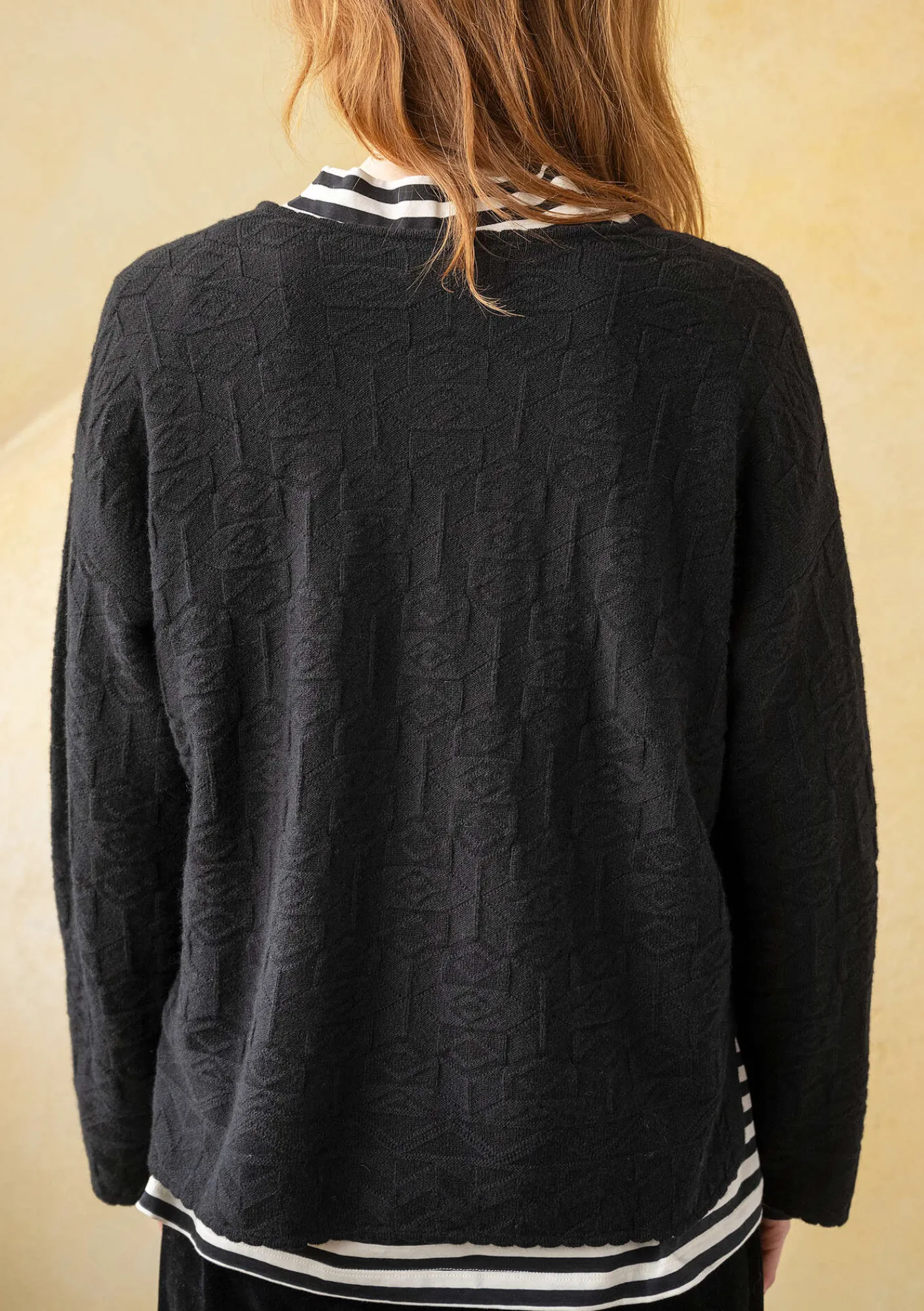 Gudrun Sjödén Strickjacken>Strickjacke „Nova“ aus Lammwolle Schwarz