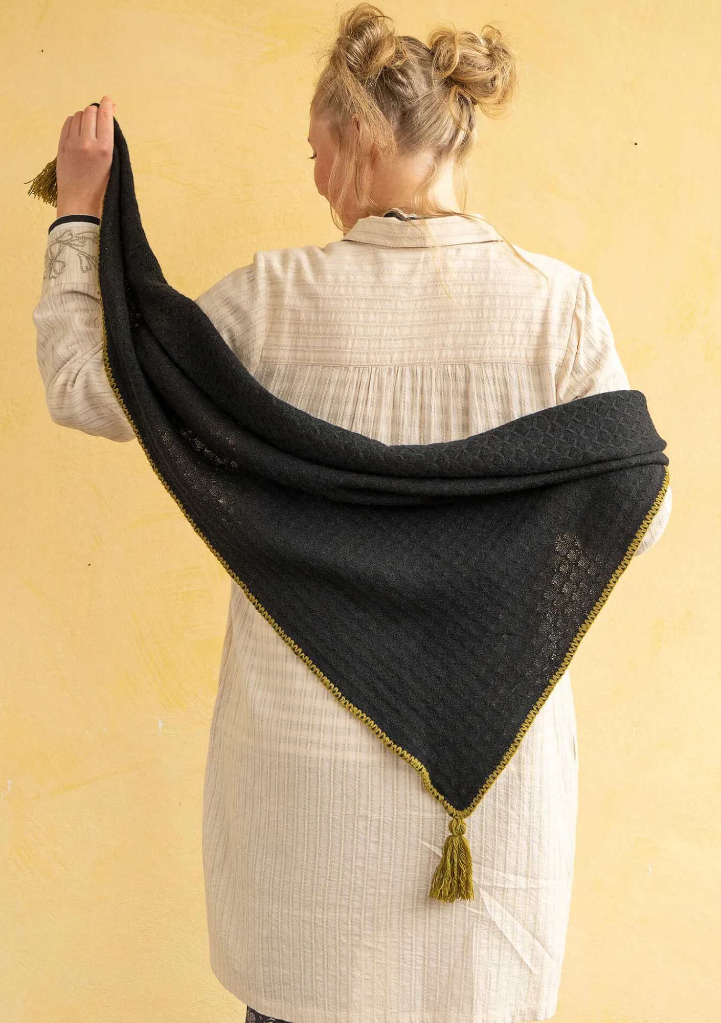 Gudrun Sjödén Accessoires>Strickschal aus Lammwolle/ Recycling-Wolle Schwarz