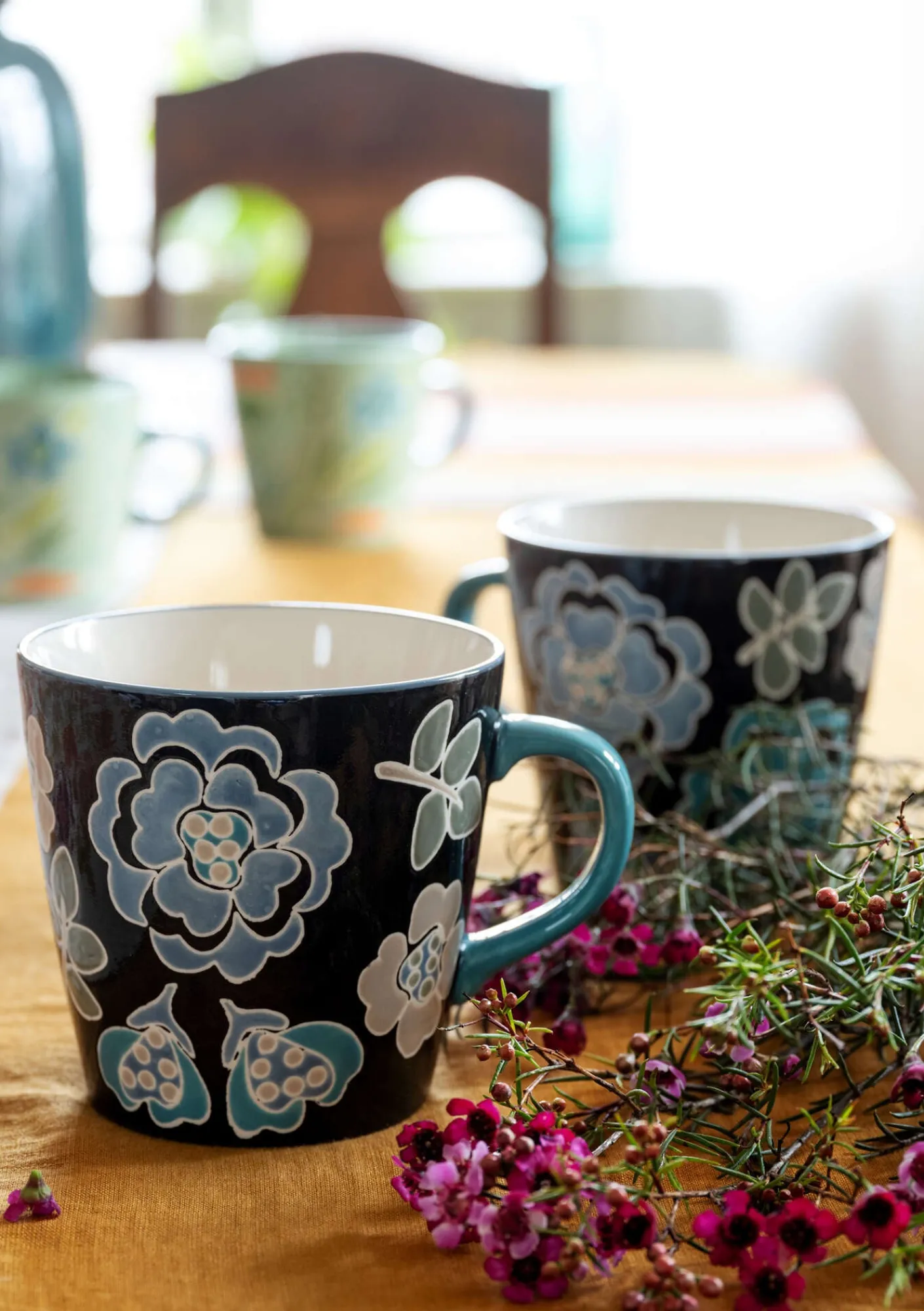 Gudrun Sjödén Geschirr|Küche & Esszimmer>Teetasse „Wild rose“ aus Keramik Dunkelaschgrau