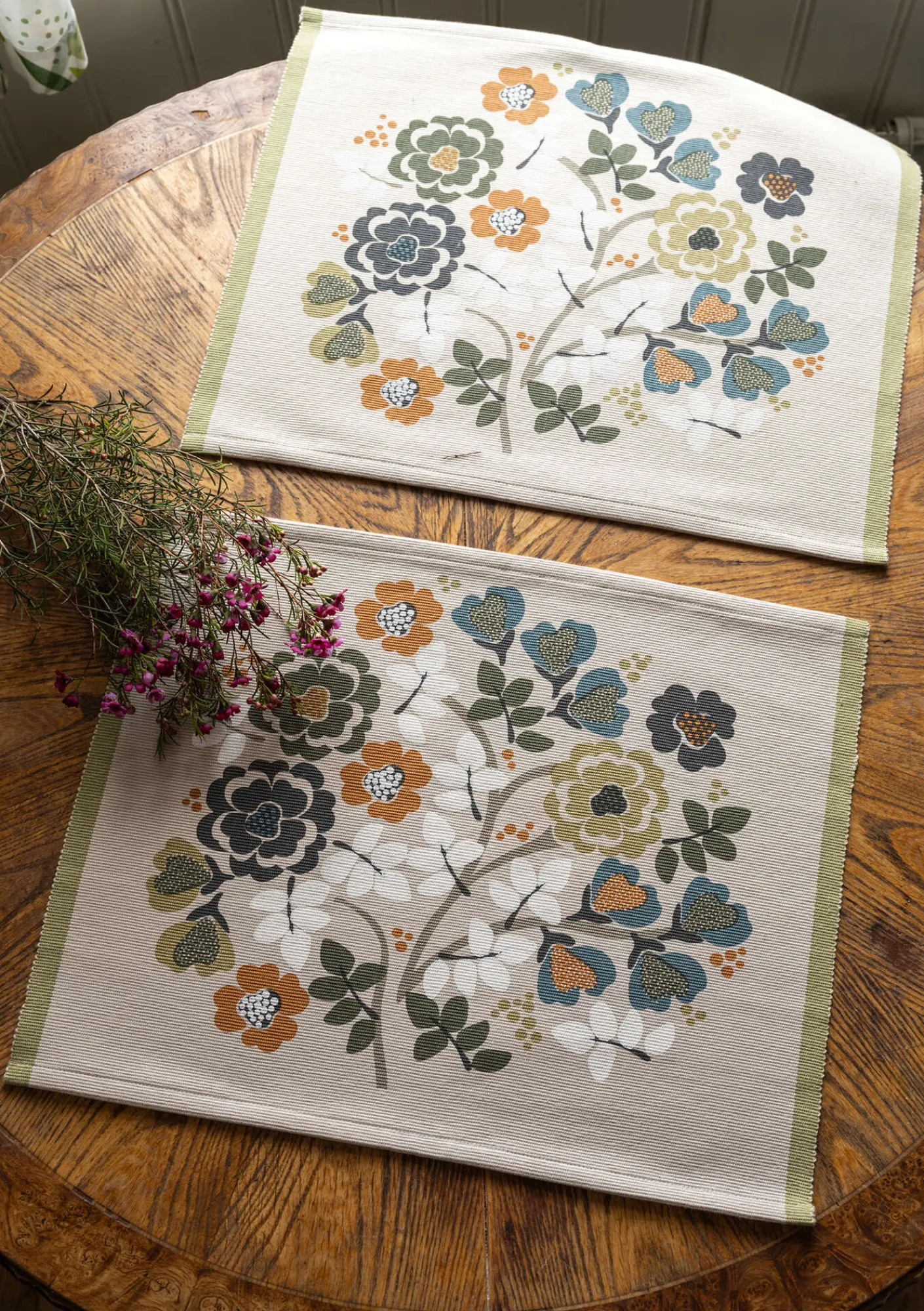 Gudrun Sjödén Tischdecken & -läufer|Küche & Esszimmer>Tischset „Wild rose“ aus Bio-Baumwolle Aschgrau