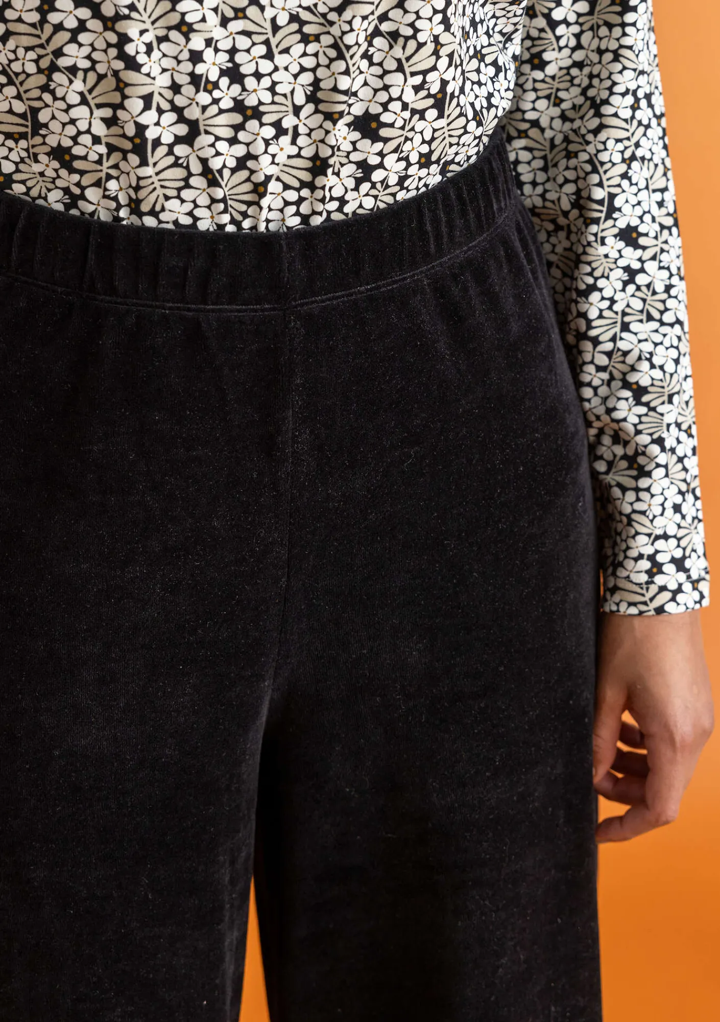 Gudrun Sjödén Hosen>Velourshose aus Bio-Baumwolle/Recycling-Polyester Schwarz