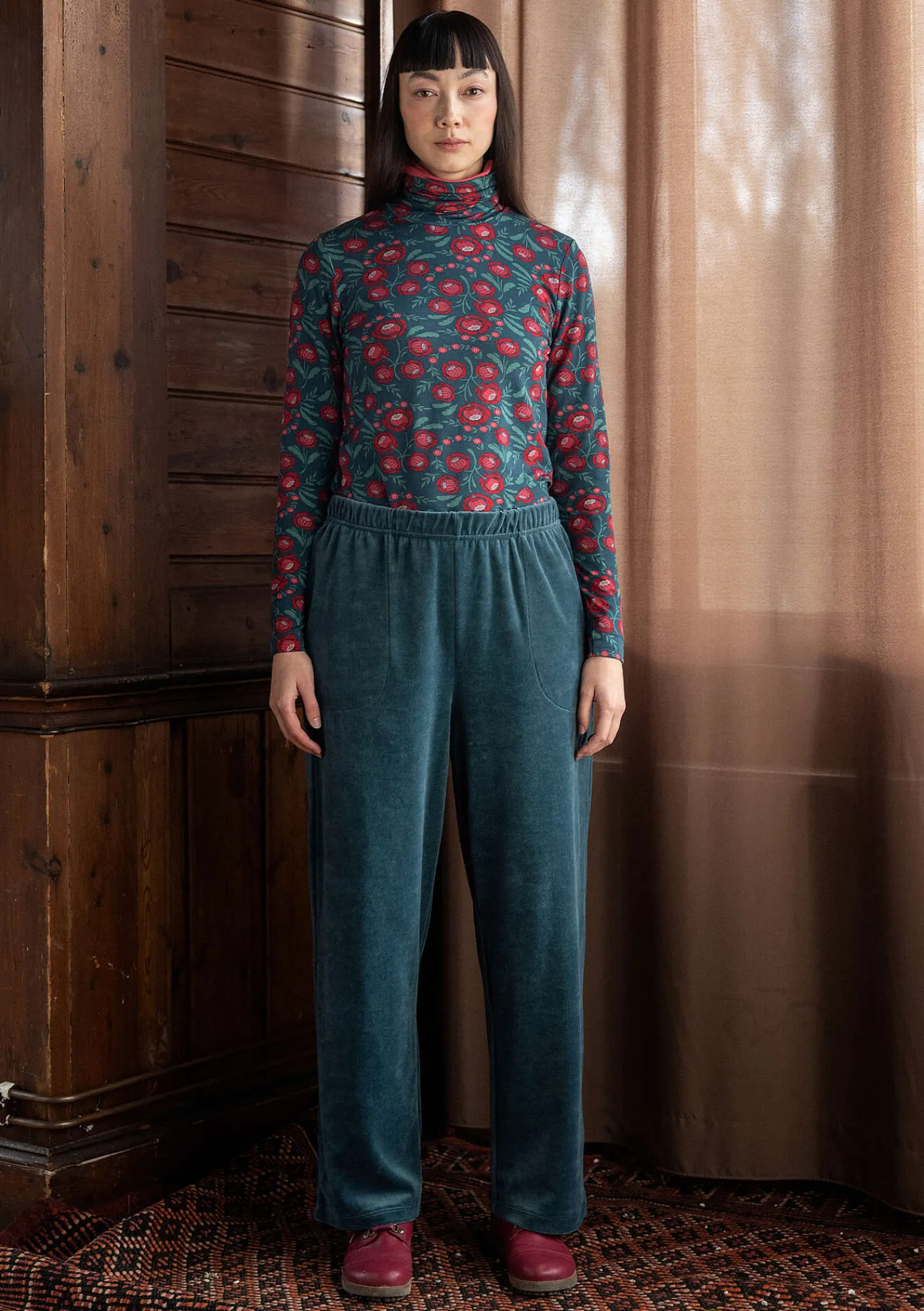 Gudrun Sjödén Hosen>Velourshose „Nora“ aus Bio-Baumwolle/Recycling-Polyester Indigogrün