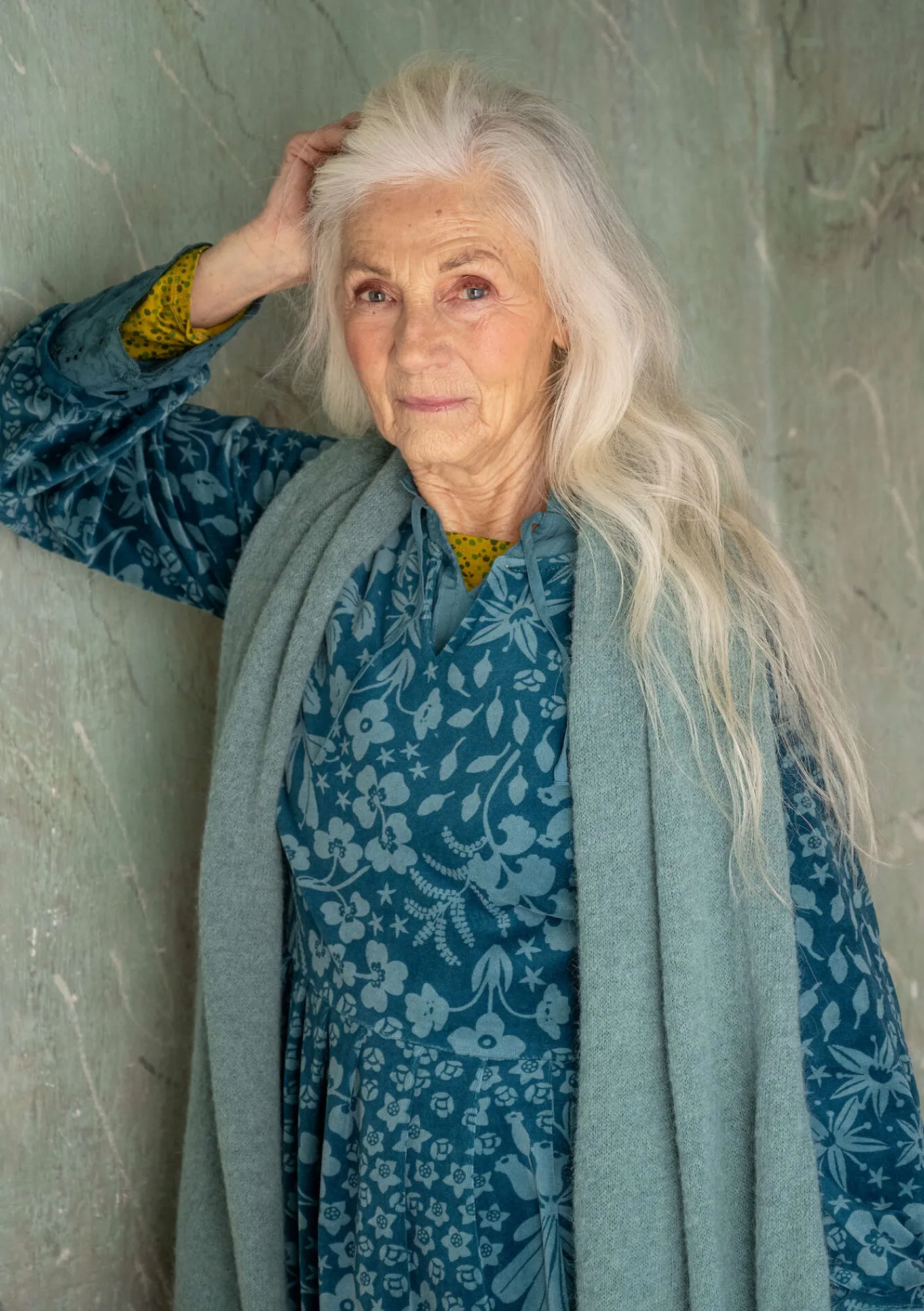 Gudrun Sjödén Kleider>Velourskleid „Katla“ aus Bio-Baumwolle/Recycling-Polyester Veronagrün