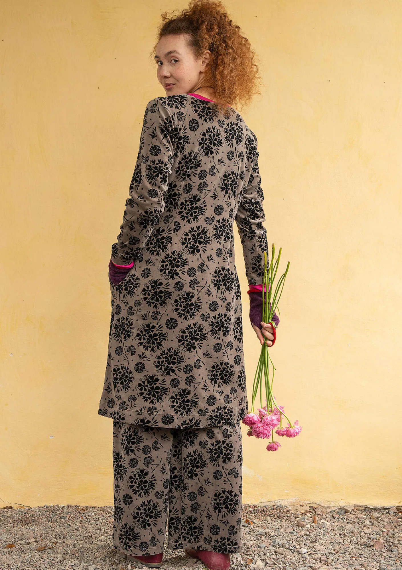 Gudrun Sjödén Kleider>Velourskleid „Selma“ aus Bio-Baumwolle/Recycling-Polyester Kartoffel