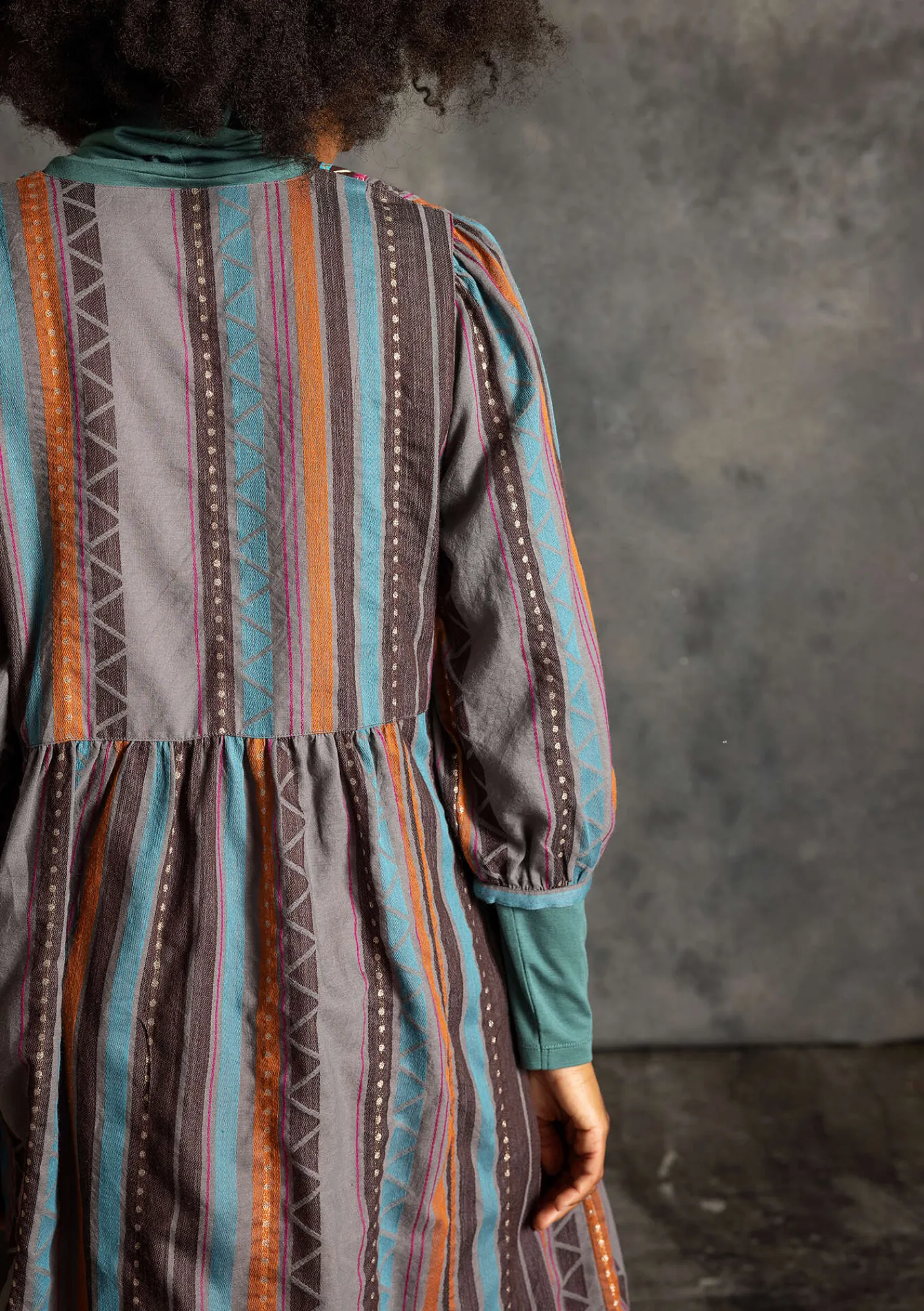 Gudrun Sjödén Kleider>Webkleid „Jaipur“ aus Wolle/Baumwolle Aubergine