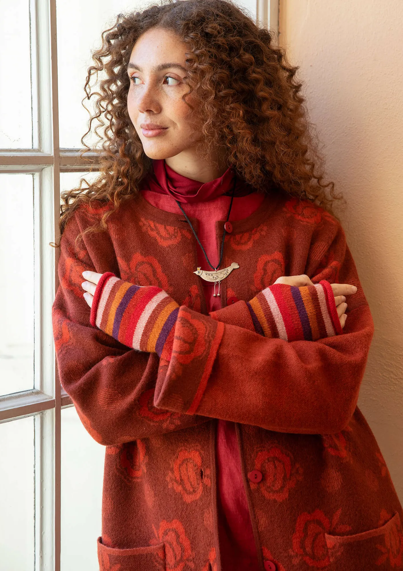 Gudrun Sjödén Jacken & Mäntel>Wendemantel „Aria“ aus gefilztem Wollstrick Curryrot