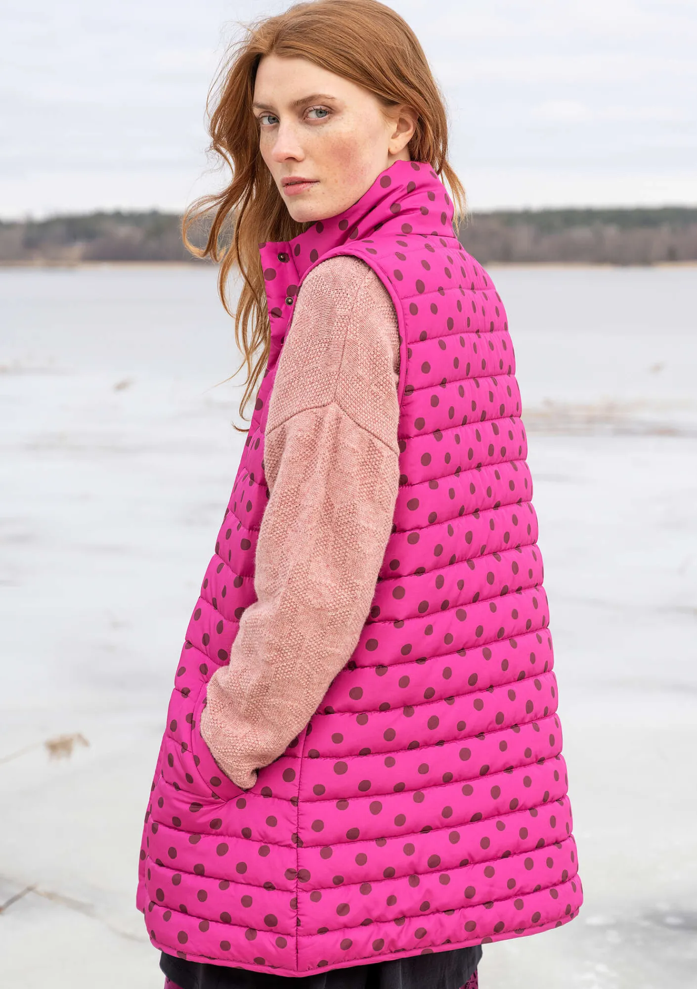 Gudrun Sjödén Westen>Weste „Susan“ aus Recycling-Polyester Cerise